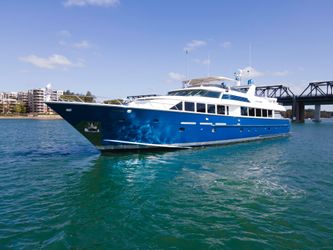 114' Hatteras 1994 Yacht For Sale